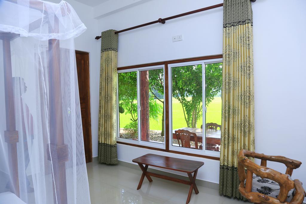 V Cabanas & Yala Safari Place Tissamaharama Luaran gambar